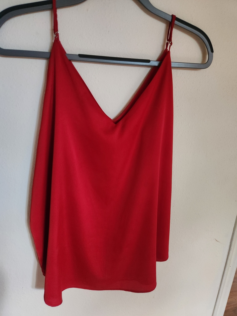 Express Red V-Neck Spaghetti Strap Camisole
